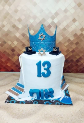 עוגת בת מצווה כחולה